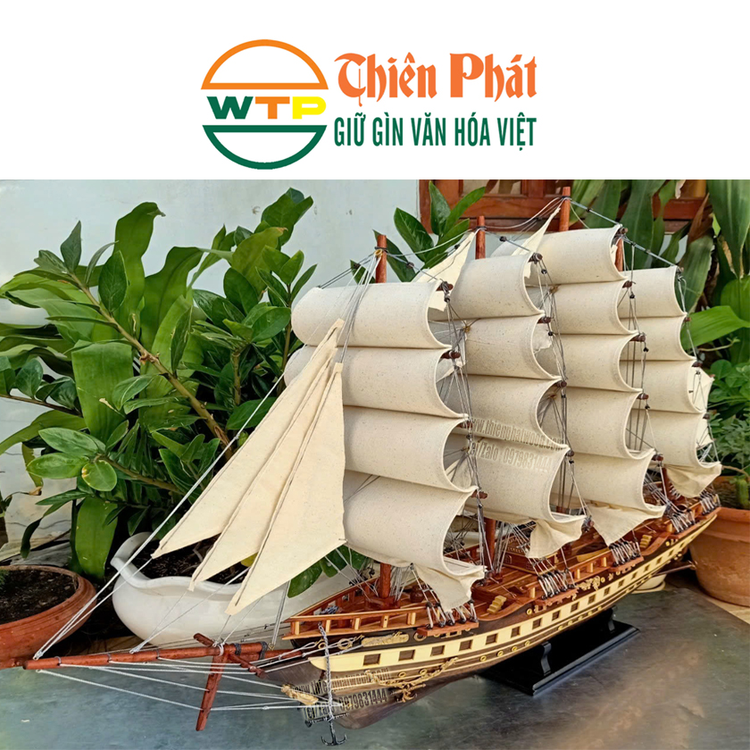 mô hình thuyền buồm France II bằng gỗ handmade